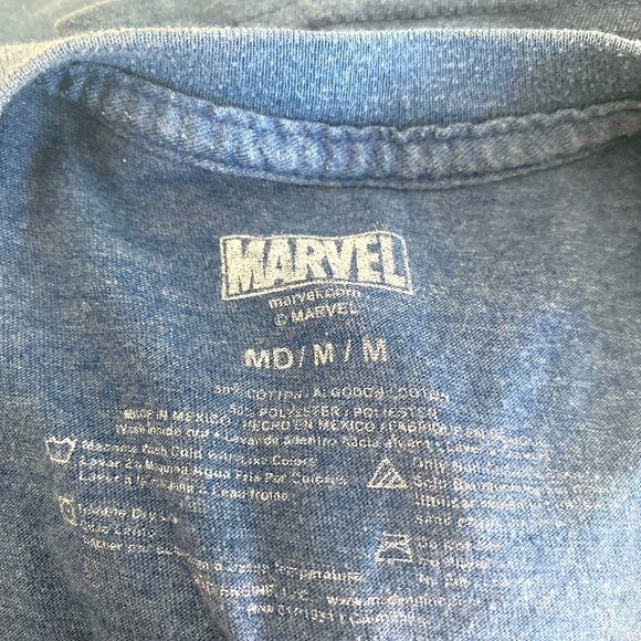 Marvel Captain America Men’s T-Shirt (Medium) - Picture 2 of 2